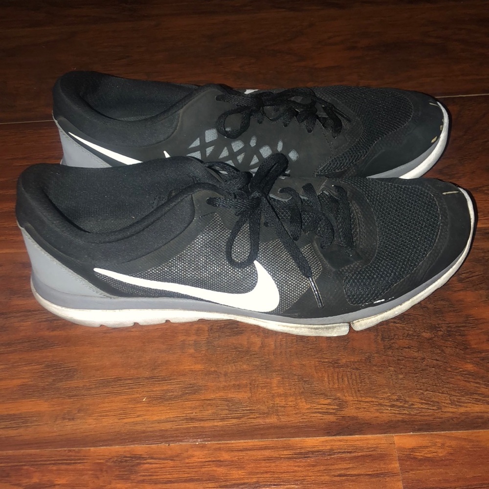 Nike Flex Running Sneakers